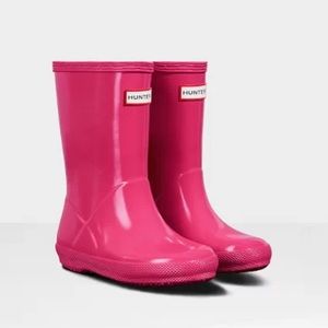 Bright Pink Hunter Classic Gloss Rain Boots